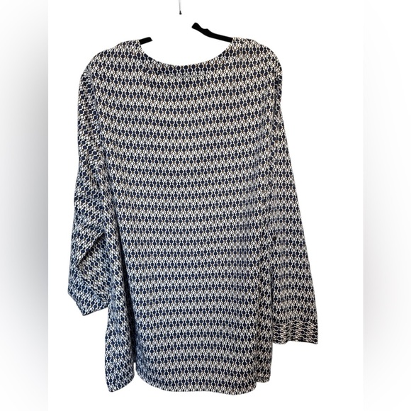 Pennington's Long Sleeve Blouse - Picture 3 of 9